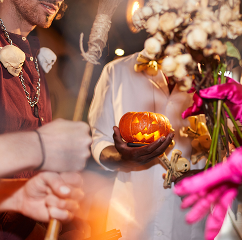 Halloween-en-Curico-mob